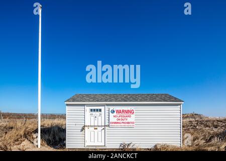 Edificio di stoccaggio in una Long Island Beach orientale Foto Stock
