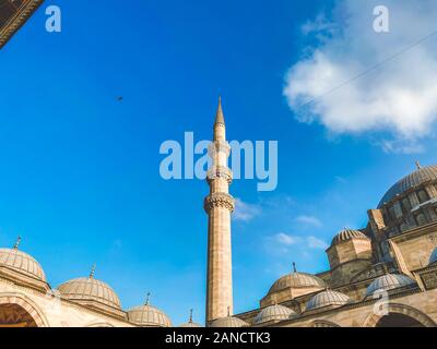 La Moschea di Suleymaniye. Di Suleymaniye Camii. Minareto, Marmara. La Moschea Sulaymaniye esterno Turchia ottobre, Istanbul. Di Suleymaniye Camii più belle Foto Stock