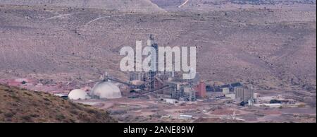 Vista aerea della Arizona impianto minerario nel deserto Foto Stock