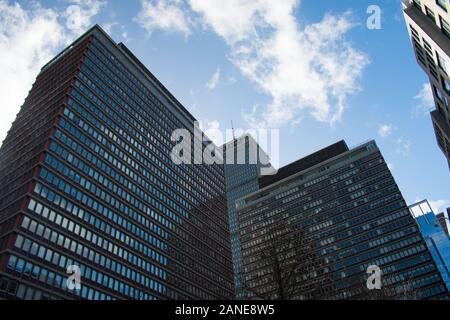 Skyline di Boston durante nuvoloso giorno di estate, Massachusetts, STATI UNITI D'AMERICA Foto Stock