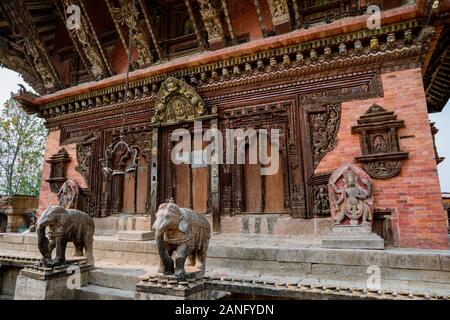 Ingresso a Changu Narayan tempio nella valle di Kathmandu, Nepal Foto Stock