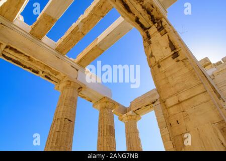 Il Partenone, il famoso e antico tempio dell'Acropoli di Atene, Grecia Foto Stock