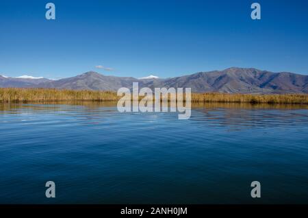 Limni Mikri Préspa, Agios Achilios, Florina, Grecia Foto Stock