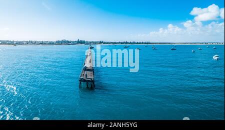 Beachport jetty - il secondo più lungo in Sud Australia - vista aerea Foto Stock