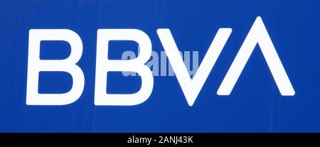 Malaga, Spagna. Xiii gen, 2020. BBVA banca logo che si vede in Costa del Sol, Malaga. Credito: Keith Mayhew/SOPA Immagini/ZUMA filo/Alamy Live News Foto Stock