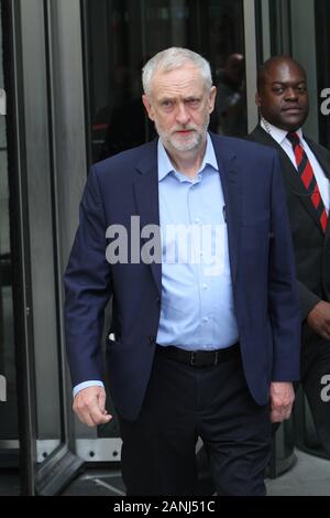 Jeremy Corbyn alla BBC oggi 19/06/2016 (immagine di credito©Jack Ludlam) Jeremy Corbyn ha difeso la UE in materia di immigrazione, esortando gli elettori invece di dirigere la loro rabbia verso prudenti misure di austerità. Foto Stock