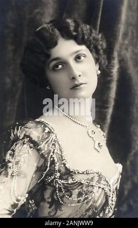 LINA Cavalieri (1874-1944) Italiano soprano lirico e attrice Foto Stock