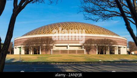 Waco, TX / STATI UNITI D'America - 12 Gennaio 2020: Centro Ferrell sul campus della Baylor University Foto Stock