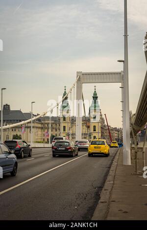 La principale chiesa parrocchiale di Santa Maria Assunta a Budapest, Ungheria Foto Stock