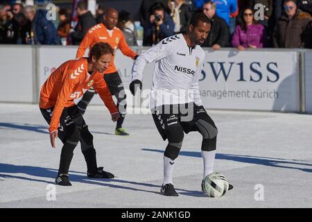 Arosa, Schweiz, 17. Gennaio 2020. Cacau bei der inoffiziellen Schneefussball Weltmeisterschaft Ice Snow Football 2020 a Arosa. Foto Stock