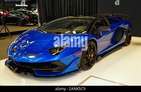 Montréal, Québec, Canada,gennaio 16,2020.Lamborghini Aventador sul display a Montreal, Quebec, Canada.Credit:Mario Beauregard/Alamy News Foto Stock