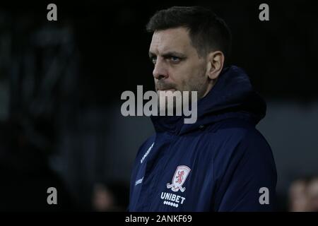 Londra, Regno Unito. 17 gen 2020. Londra, Inghilterra - gennaio 17th Jonathan Woodgate manager di Middlesbrough durante il cielo di scommessa match del campionato tra Fulham e Middlesbrough a Craven Cottage, Londra di venerdì 17 gennaio 2020. (Credit: Jacques Feeney | MI News) La fotografia può essere utilizzata solo per il giornale e/o rivista scopi editoriali, è richiesta una licenza per uso commerciale Credito: MI News & Sport /Alamy Live News Foto Stock