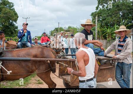 Scena di strada. El Cayuco, Pinar del Río, Cuba. Foto Stock