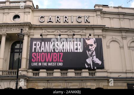 Londonl, REGNO UNITO, 17 gennaio 2020 Frank Skinner apre un uomo stand up comedy show Showbiz al Garrick Theatre nel West End per un mese di stagione. Credito: Johnny Armstead/Alamy Live News Foto Stock