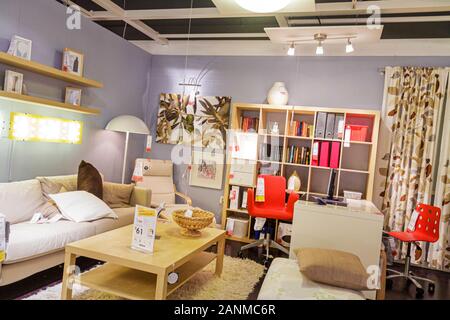 Fort ft. Lauderdale Florida,Sunrise,IKEA,arredamento casa,shopping shopper shopping negozio negozi mercati di mercato di acquisto di mercato di vendita, negozio al dettaglio Foto Stock