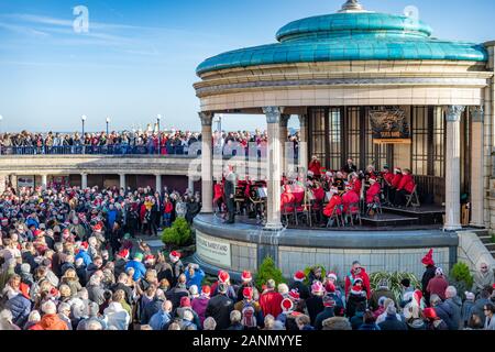 Eastbourne Bandstand Concerto di Natale 2019 Foto Stock