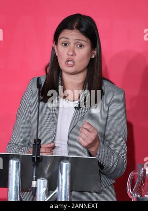 Lisa Nandy parlando durante la leadership laburista husting all'ACC di Liverpool. Foto Stock