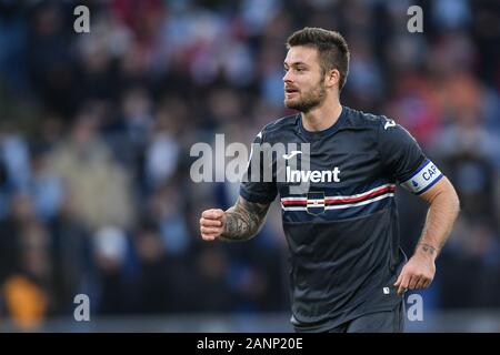 Roma, Italia. 18 gennaio, 2020. Karol Linetty della Sampdoria durante la Serie A match tra Lazio e Sampdoria allo Stadio Olimpico di Roma, Italia il 18 gennaio 2020. Foto di Giuseppe mafia. Credit: UK Sports Pics Ltd/Alamy Live News Foto Stock