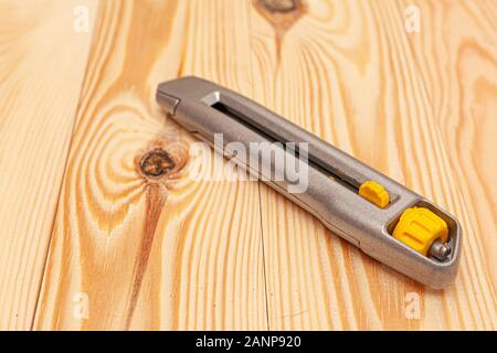 Il coltello è la costruzione. Stock photo ferro coltello di montaggio. Foto Stock