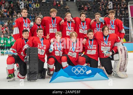 Mackenzie Stewart (15) della squadra GB vince l'argento alle 3 finali di hockey su ghiaccio su 3 uomini alle Olimpiadi della Gioventù di Losanna 2020 del 15th gennaio 2020 A. Foto Stock