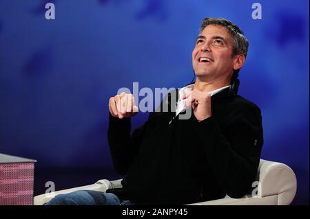 Milano Italia 10/04/2008 , George Clooney ospite della trasmissione Che tempo che fa' in Studi Rai. Foto Stock