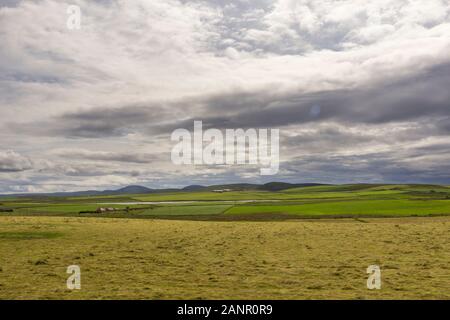 Orkney Islands costa durante un giorno di estate, Scozia. Foto Stock