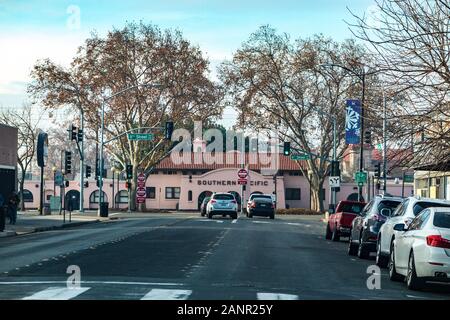 La Southern Pacific Railroad Station nel centro cittadino di Modesto California USA Foto Stock