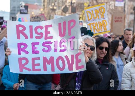 San Francisco, Stati Uniti d'America. 18 gennaio, 2020. La quarta edizione di donne di Marzo a San Francisco, California. Foto Stock