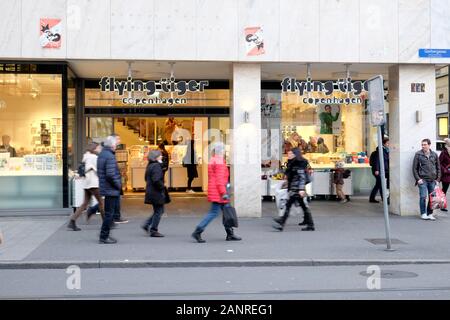 Una vista di flying tiger Copenaghen shop a Basilea in Svizzera. Foto Stock