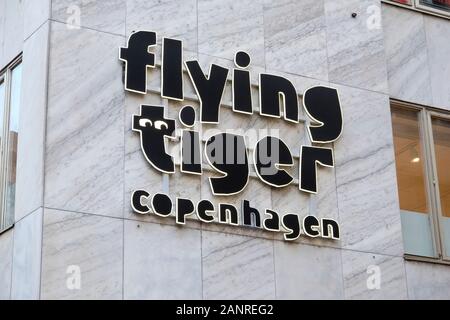 Flying Tiger Copenhagen Store Sign, Basilea, Svizzera Foto Stock