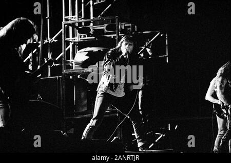 Tolone Francia, 21 settembre 1991 , circuito del Paul Ricard concerto dal vivo degli Iron Maiden : Bruce Dickinson Foto Stock