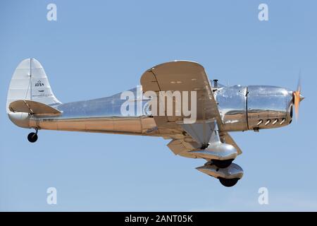 L'annata 1940 Ryan ST-M aeromobile VH-RSY sull approccio alla terra a Temora Aeroporto. Foto Stock