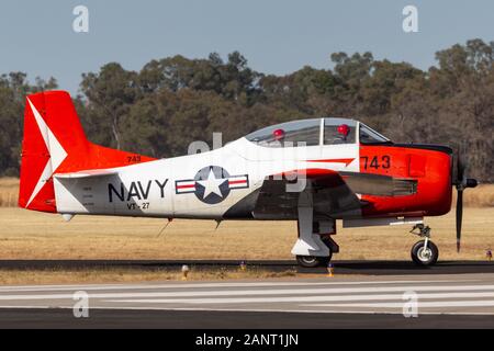 North American T-28B Trojan aeromobile precedentemente utilizzato da per il pilota di formazione dalla Marina degli Stati Uniti. Foto Stock