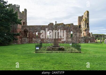 Lindisfarne Priory, Northumberland, Inghilterra. Foto Stock