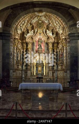 Santuario Basilica di Loyola, Loiola, monumentale complesso religioso, costruito intorno al luogo di nascita di Ignacio de Loyola, fondatore della Compagnia dei Gesuiti Foto Stock