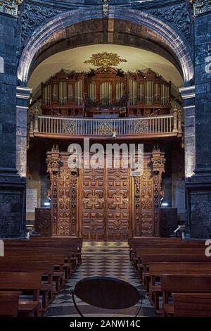 Santuario Basilica di Loyola, Loiola, monumentale complesso religioso, costruito intorno al luogo di nascita di Ignacio de Loyola, fondatore della Compagnia dei Gesuiti Foto Stock