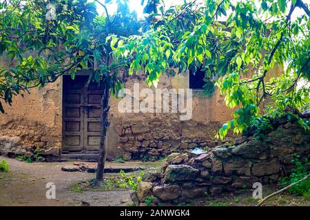 Sala Colonia e il complesso islamico Chellah, storo abitazione tradizionale. Chellah è la necropoli di Rabat. Il Marocco. Foto Stock