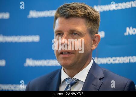 Czestochowa, Polonia -19 giugno 2017: la visita di Ryszard Petru (leader della moderna/Nowoczesna) nell Arcidiocesi di Czestochowa collegato con l'apertura del moderno Foto Stock