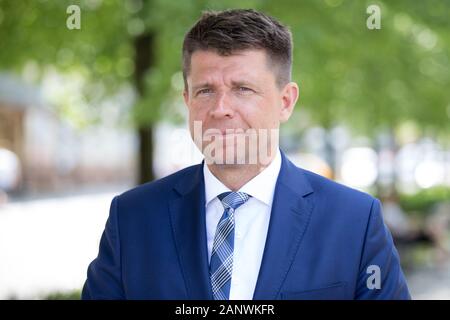 Czestochowa, Polonia -19 giugno 2017: la visita di Ryszard Petru (leader della moderna/Nowoczesna) nell Arcidiocesi di Czestochowa collegato con l'apertura del moderno Foto Stock