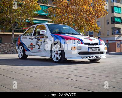 MONTMELO, SPAGNA-Novembre 30, 2019: 1993 Ford Escort Cosworth RS con i colori della Martini Racing Foto Stock