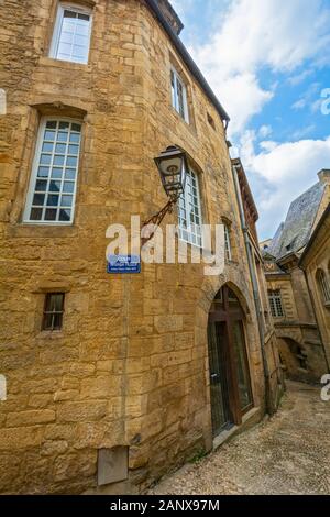 Francia, Dordogne, Sarlat-la-Caneda, COUR Veronique FILOZOF, Artiste Peintre (1904-1977) Foto Stock