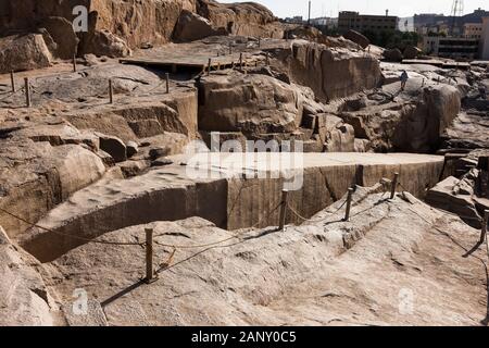 Obelisco incompiuto, in cava di pietra, Assuan, Egitto, Nord Africa, Africa Foto Stock