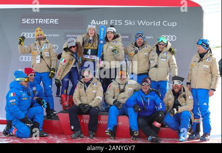 Sestriere, Italia. Xix gen, 2020. team Italia durante la Coppa del Mondo di sci - Parallelo Slalom Gigante femminile, in sci Sestriere, Italia, 19 gennaio 2020 Credit: Indipendente Agenzia fotografica/Alamy Live News Foto Stock