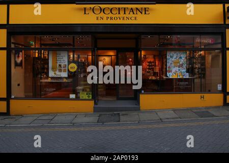 L'Occitane en Provence negozio di fronte a Guildford, Surrey, Regno Unito - Gennaio 2020 Foto Stock