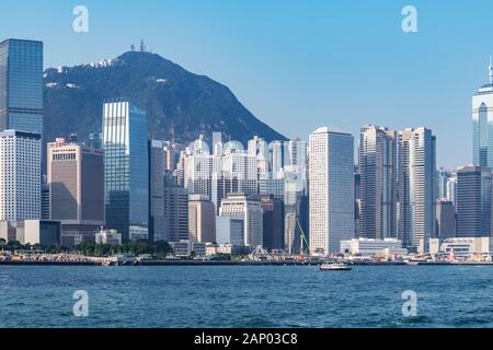 Giorno vista città dell'isola di Hong Kong. Foto Stock