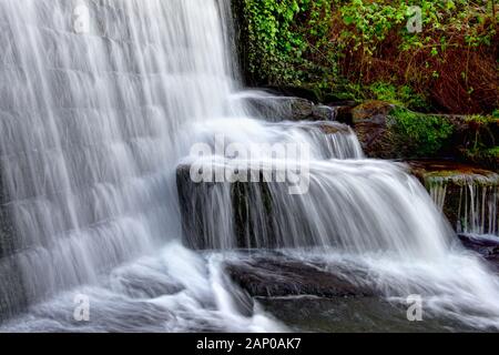 Cascata Lumsdale,,Matlock Derbyshire peak district,Inghilterra ,REGNO UNITO Foto Stock