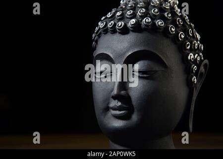 Volto del Signore o Bhagwan Goutam Buddha, pioniere o fondatore del Buddismo Foto Stock