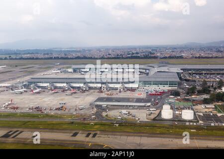 Bogotà, Colombia - 31 Gennaio 2019: vista aerea di Bogotà aeroporto (BOG) in Colombia. | Utilizzo di tutto il mondo Foto Stock