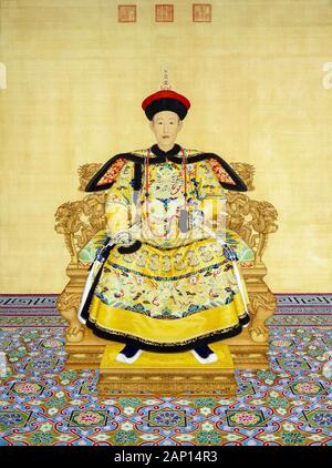 Imperatore cinese l'Imperatore Qianlong (1711-1799) in abito di corte, ritratto dipinto da Giuseppe Castiglione, 1736 Foto Stock
