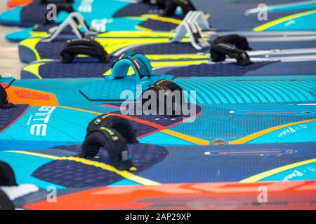 Surfbretter beim Presserundgang auf der 51. Boot Düsseldorf - Bootsmesse und Wassersportmesse in der Messe Düsseldorf. Düsseldorf, 17.01.2020 Foto Stock